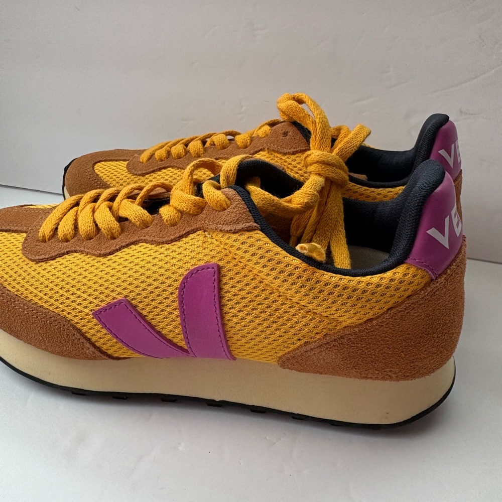 NWOT Veja Rio Branco Sneakers Size 8 - Picture 8 of 13